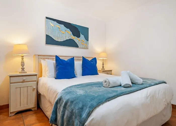 Ocean View 701 By Hostagents