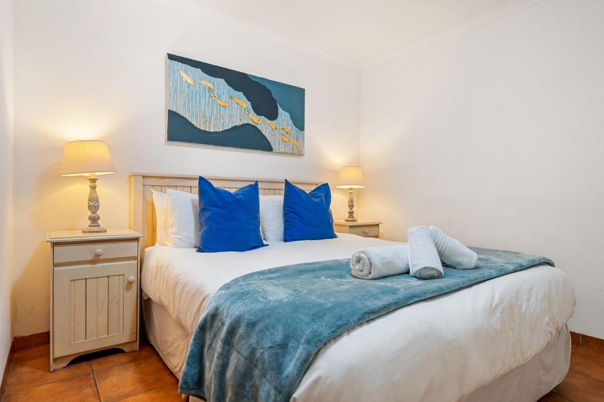Ocean View 701 By Hostagents