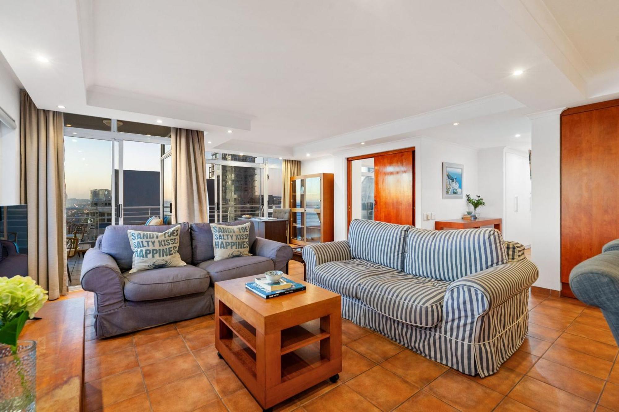 Apartment Ocean View 701 By Hostagents *