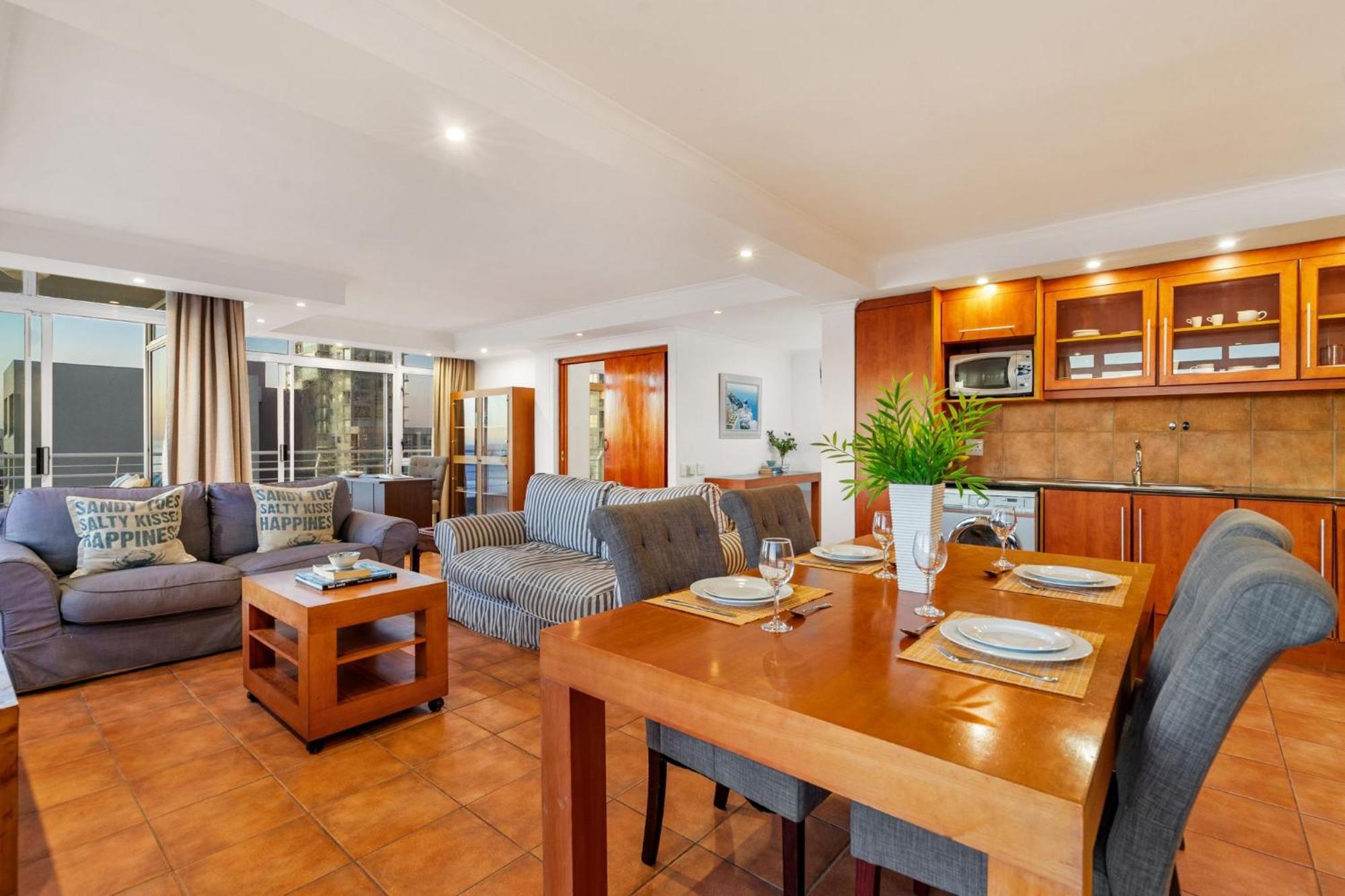 Ocean View 701 By Hostagents